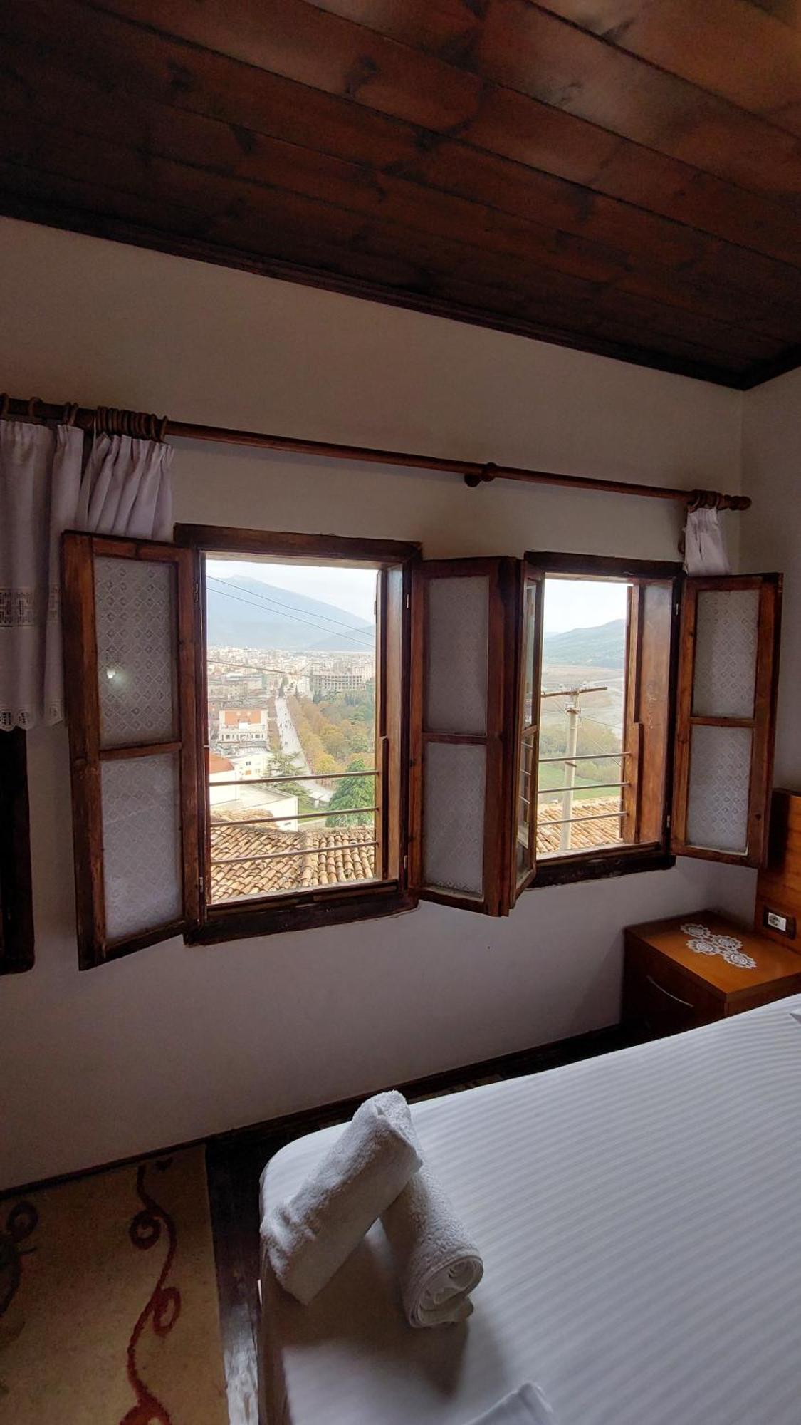 Hava Baci Apartment Berat Exterior photo